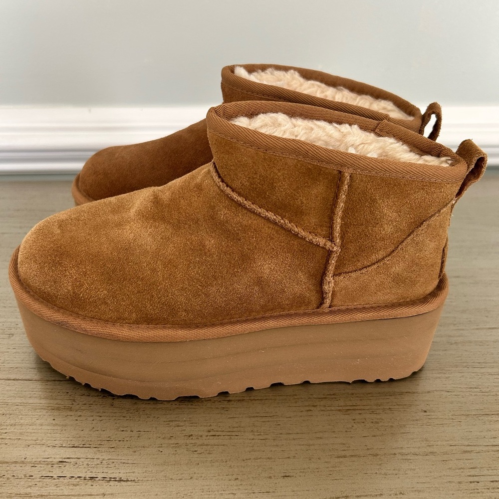 UGG Size 6 Classic Ultra Mini Platform Women's Boots Chestnut Style 1135092